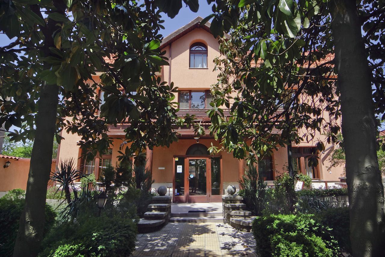 Anita House Hotel Perushtitsa Luaran gambar