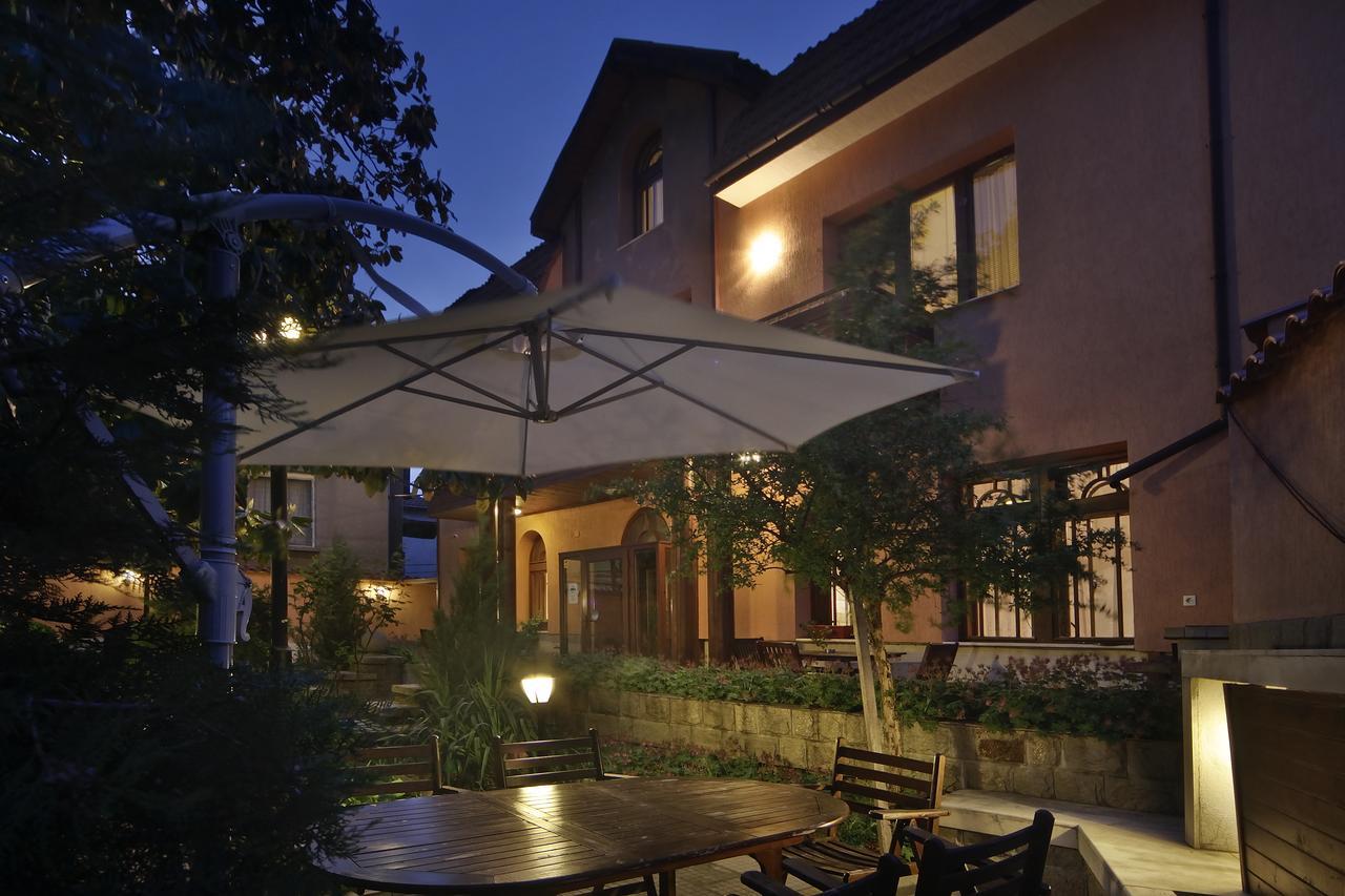 Anita House Hotel Perushtitsa Luaran gambar